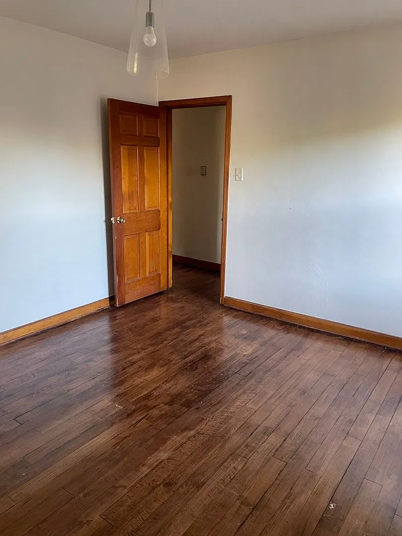 2828 S 48th St — Photo 3
