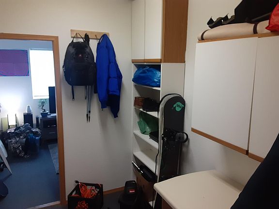 mud room or office