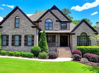 4900 Prestbury Dr, Suwanee, GA 30024