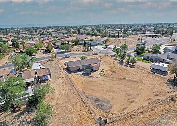 2nd image of 18554 Live Oak St