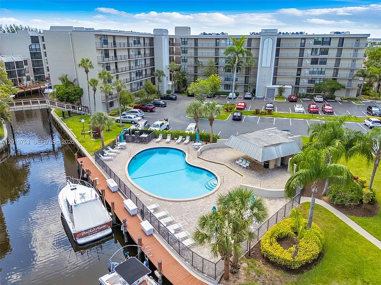 12 Royal Palm Way #103 — Photo 20