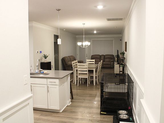 2nd image of 106 Stamm Dr