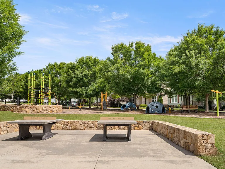 2081 Great Ridge Pkwy — Photo 39