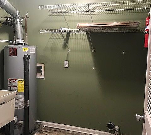 2nd image of 2209 Emery Ln #2209