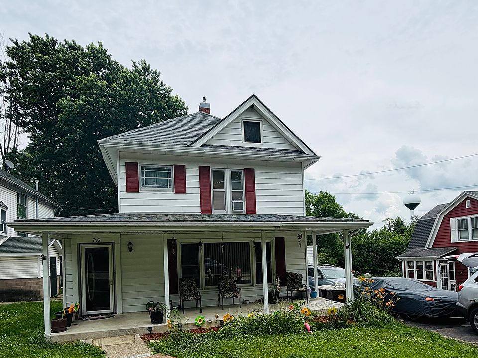 1st image of 716 S Jackson St