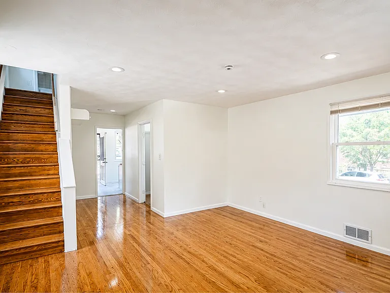 530 Oglethorpe St NE — Photo 5