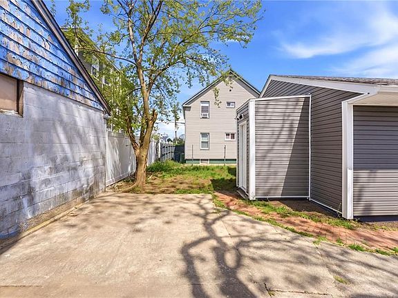 5th image of 75 Atwood St
