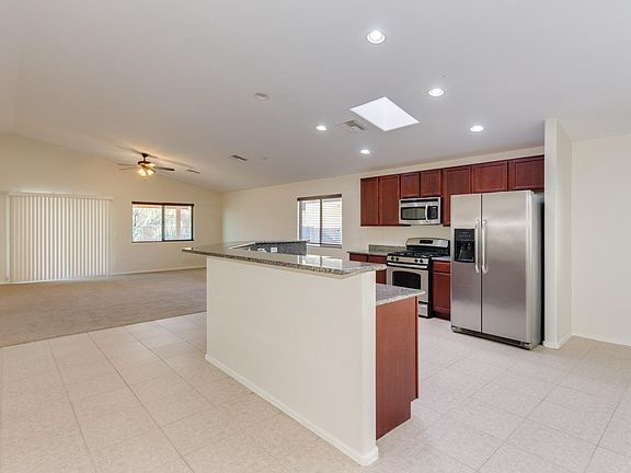 4th image of 2781 W Sonoran Blossom Pl