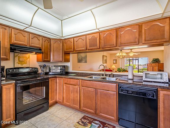 4th image of 2150 Atlantic St APT 415
