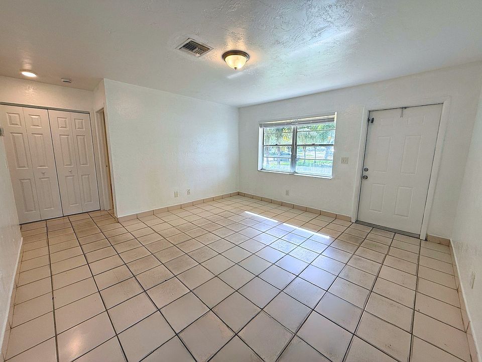 1st image of 6047 Garfield St