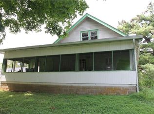 7586 Becks Grove Rd, Freetown, IN 47235