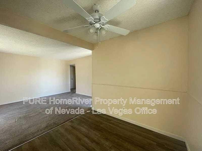 2 bed, 1.0 bath, 1100 sqft, $1,000 — Photo 4