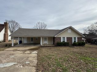 7074 Maplewood Cv, Olive Branch, MS 38654