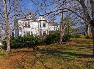 1423 Washington St E, Lewisburg, WV 24901