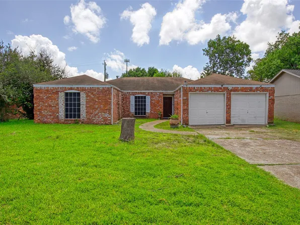 4511 Ponderosa Dr, Baytown, TX 77521