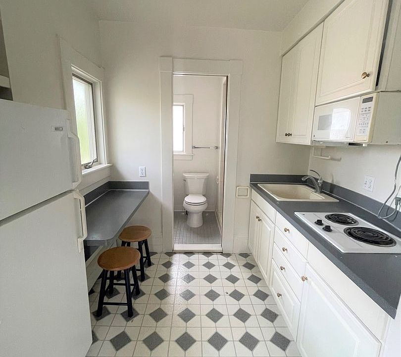 1st image of 1308 Geddes Ave APT 4