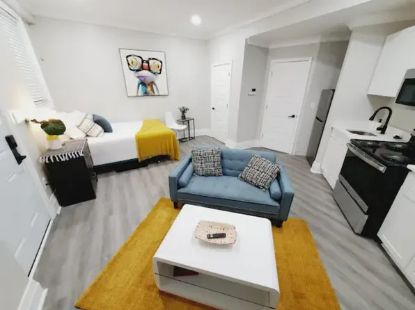 789B Cameron M Alexander Blvd NW, Atlanta, GA 30318