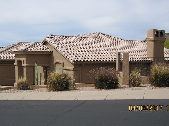 2nd image of 1312 E Ludlow Dr