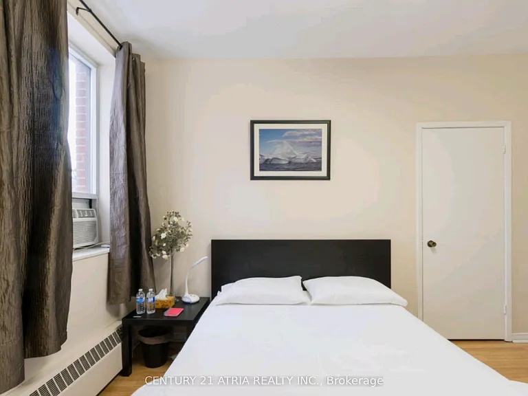3199 Dufferin St #2 — Photo 6
