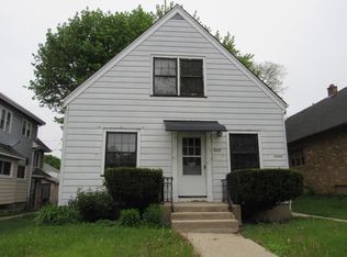 4364 N 18th St, Milwaukee, WI 53209