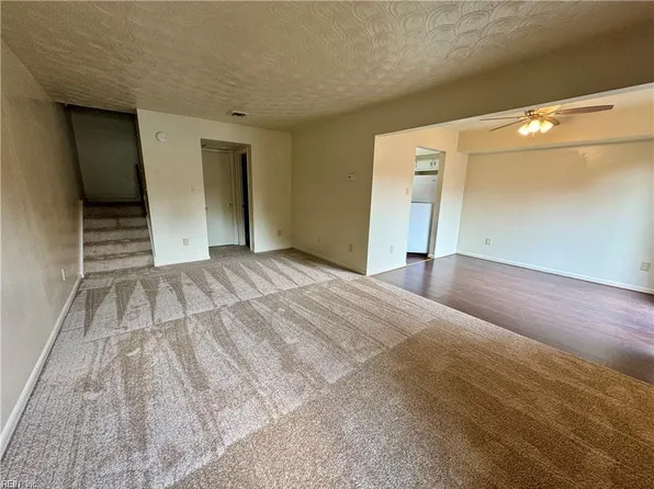 1434 Granada Ct, Newport News, VA 23608