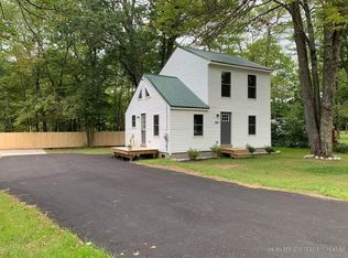 264 Gray Rd, Cumberland, ME 04021