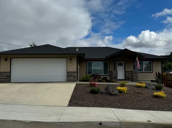 207 Addison Ave, Sutherlin, OR 97479