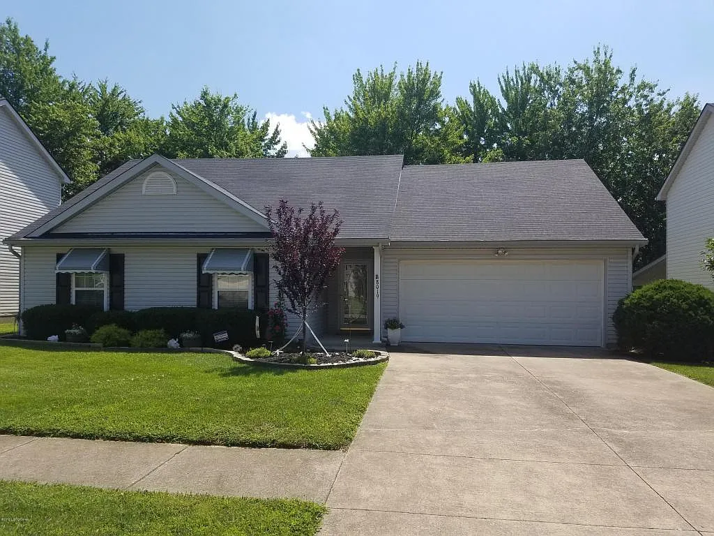 8019 Apple Valley Dr photo 1