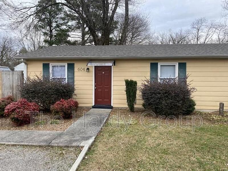 604B Cedar Crest Dr, Tullahoma, TN 37388 Zillow