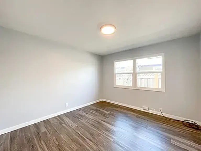 306 Mercy St — Photo 18