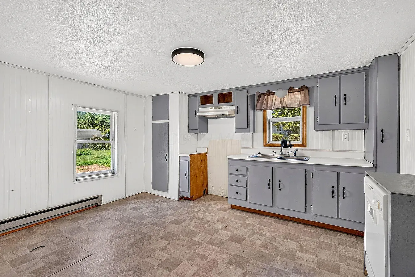 2 bed, 912 sqft, $1,250 — Photo 3