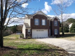 136 Longlea Dr, Clover, SC 29710