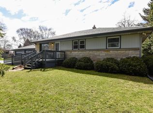 10029 W Calumet Rd, Milwaukee, WI 53224