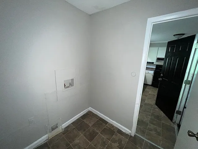 2293 Arrowwood Dr — Photo 5