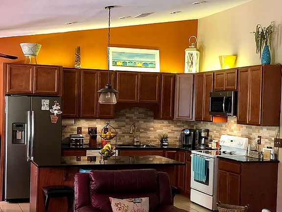 5th image of 6044 Shawnda Ct