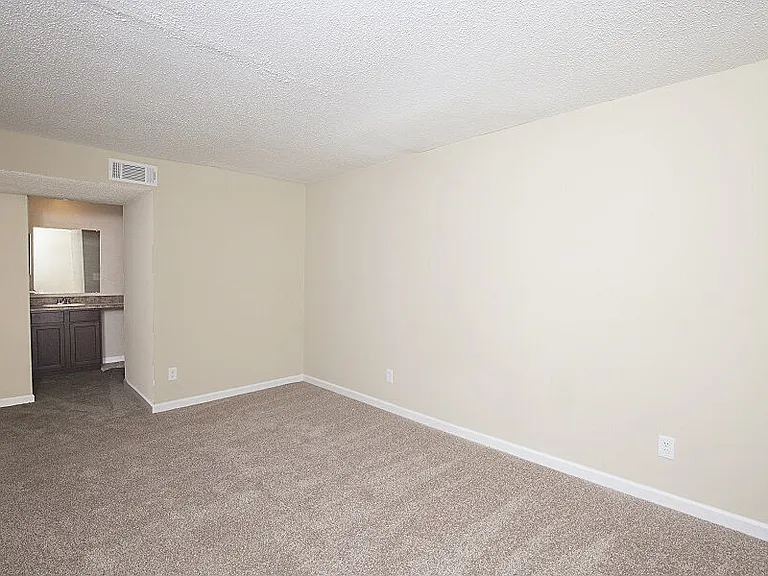 260 Northern Ave — Photo 21