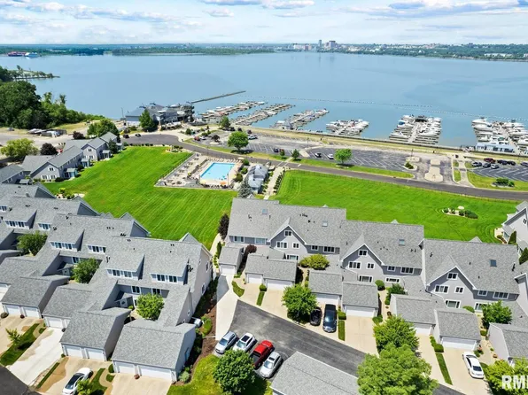 418 Harbor Pointe Dr #418, East Peoria, IL 61611