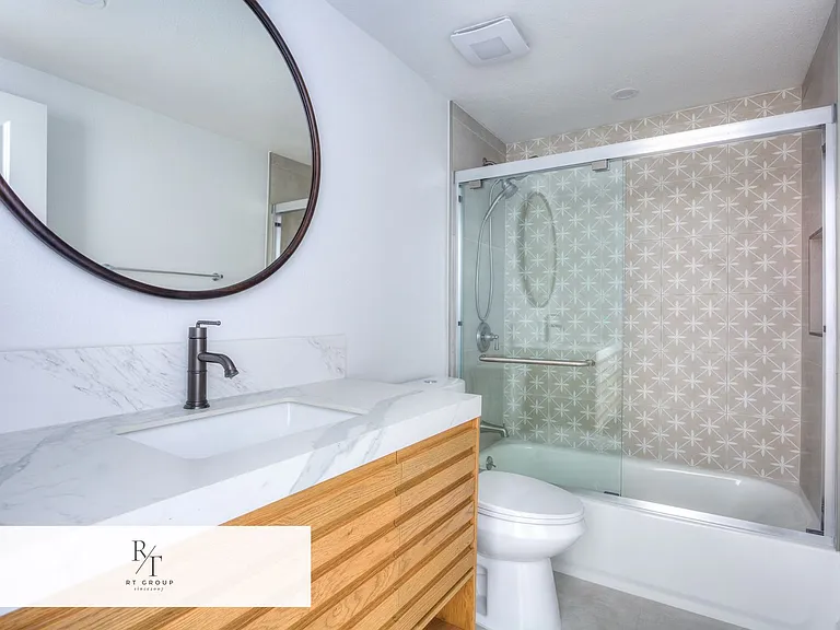 1032 S Golden West Ave #B — Photo 14