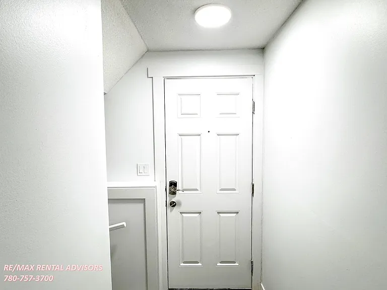 1002 Daniels Loop SW #BASEMENT — Photo 2