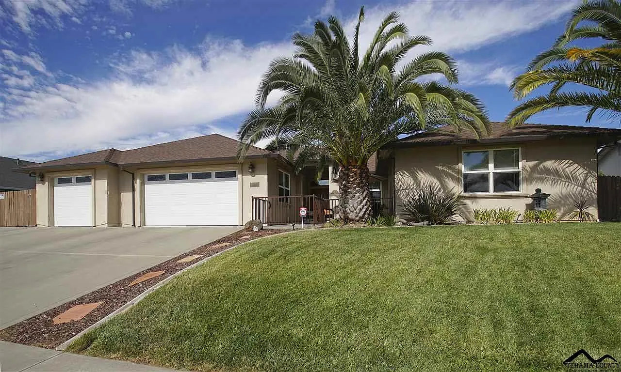 12885 Ivy Ln photo 1