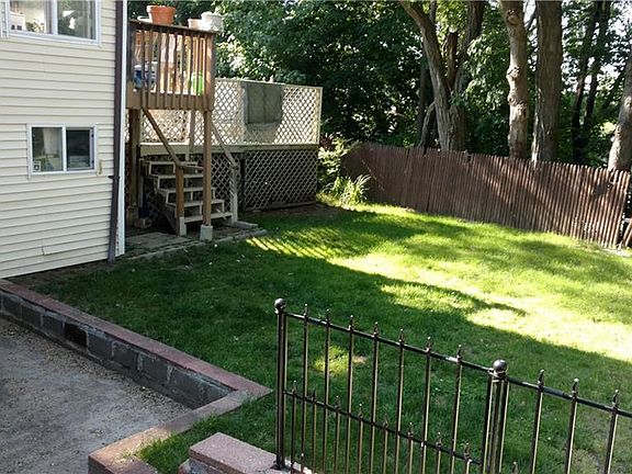 5th image of 15 Amana Dr