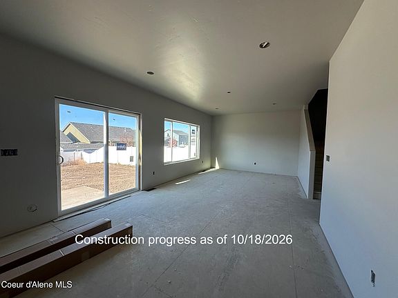 4th image of 2655 N Neptune St