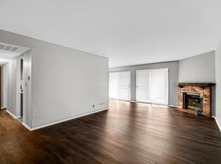 609 Hanover Ct UNIT W1, Schaumburg, IL 60194