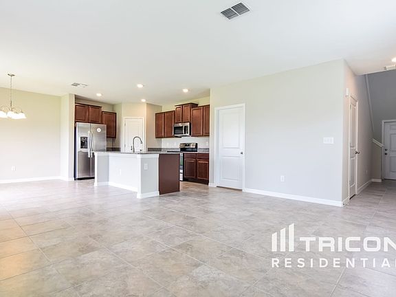 3rd image of 10032 Rosemary Leaf Ln