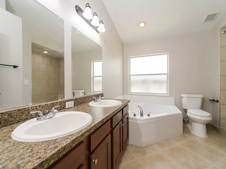 10832 Rushwood Way — Photo 12