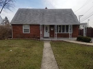 11029 Mayfield Ave, Chicago Ridge, IL 60415