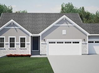 186 Sapphire Ln, Saukville, WI 53080