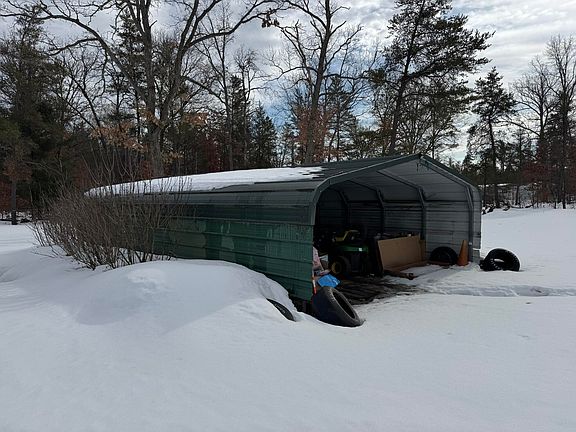 5th image of 890 W Eleven Mile Rd