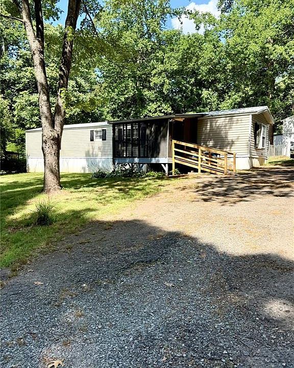 1st image of 196 Sonora Dr