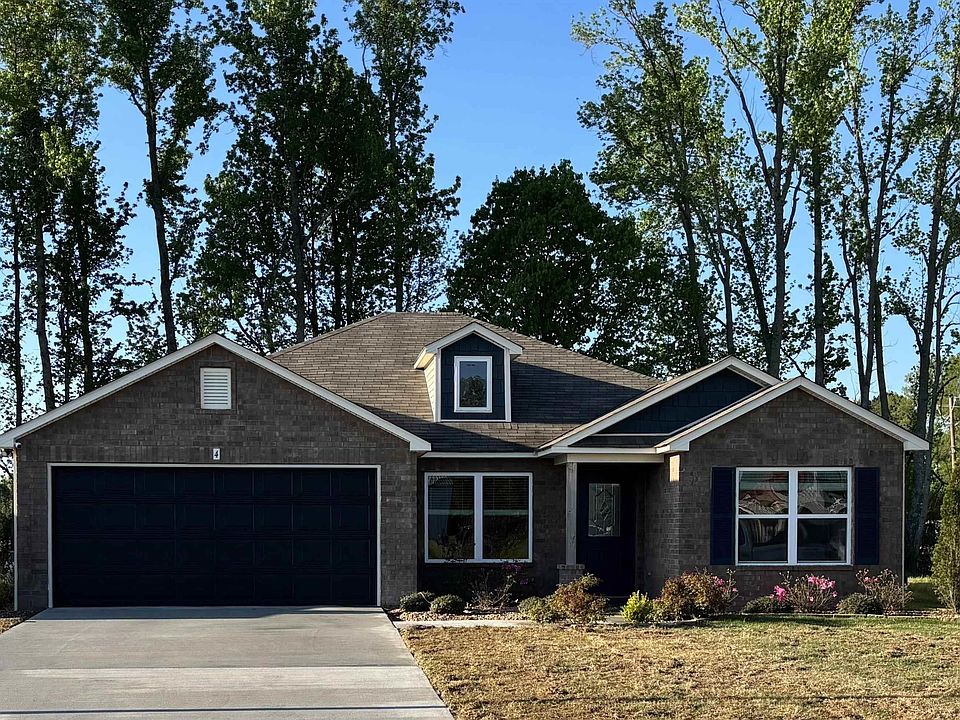 1st image of 4 Barnwood Dr